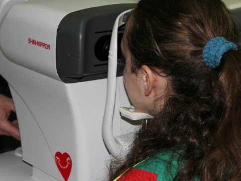 Волинська обласна дитяча лікарня отримала обладнання для діагностику зору