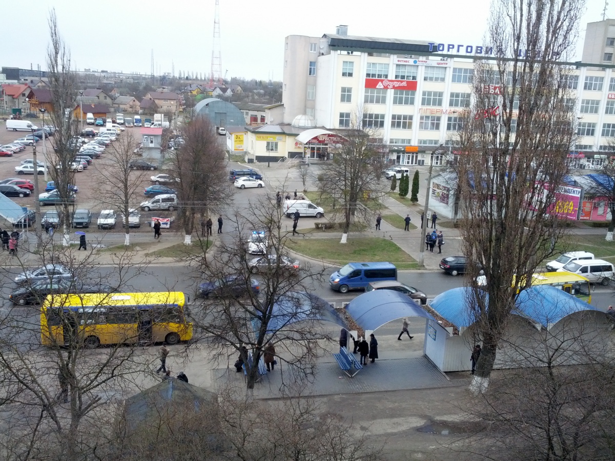 Бомби у торговому центрі у Луцьку не знайшли