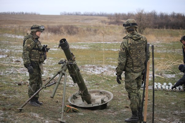 Мінометчики «Азова» прямим влучанням подавили вогневу точку ворога