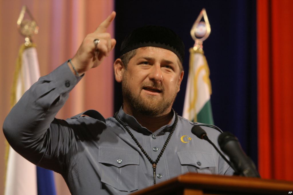 Кадиров дозволив чеченській поліції відкривати вогонь на ураження по силовиках з інших регіонів