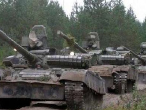 Біля Луганська бойовики зосередили ударну групу з 80 одиниць бронетехніки та артилерії
