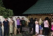 З’явилося відео скандальної вечірки в Одесі за участю семінаристів, 12 повій та з тортом на честь «ДНР»