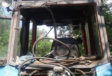 У Луганській області під час польових робіт підірвався трактор