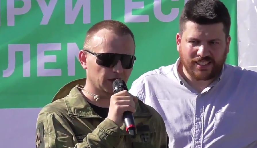 У Новосибірську найманця з «ДНР» освистали і назвали вбивцею