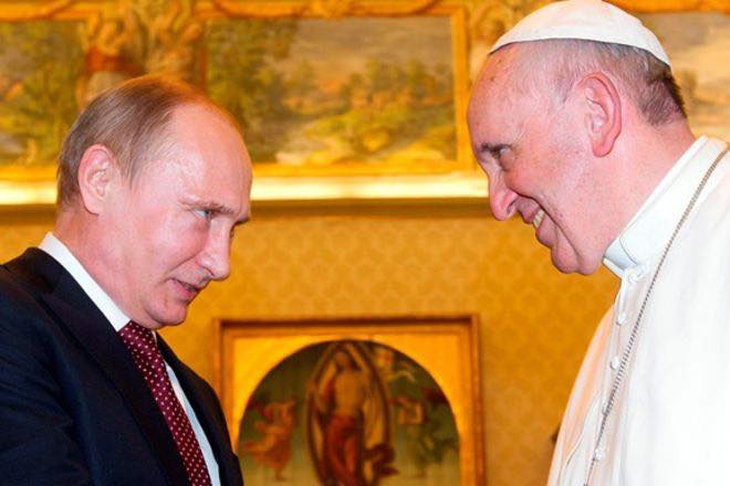 Путін вирішив заховати свої гроші у банк Ватикану?