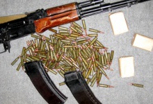 Волинські міліціонери на Донеччині затримали озброєного автоматом чоловіка