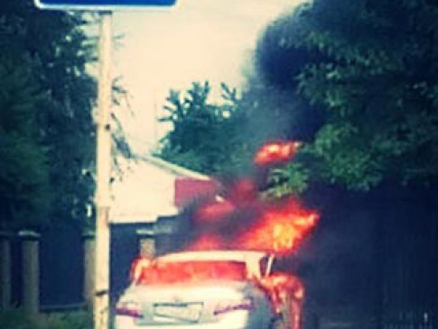 У Луцьку на ходу вибухнула «Toyota» переобладнана на газ