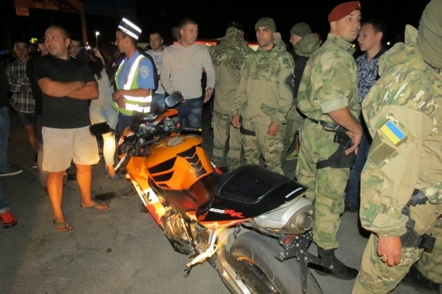 В Івано-Франківську міліція полювала на нічних мотогонщиків