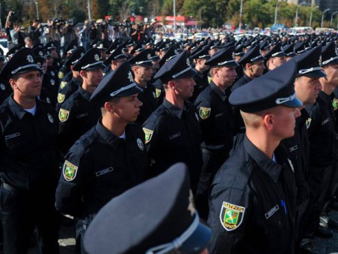 Нова патрульна поліція склала присягу в Харкові