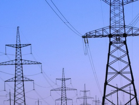 Петиція про припинення подання електроенергії в Крим набрала 25 000 підписів українців