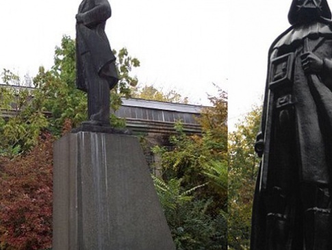 В Одесі пам’ятник Леніну переробили на статую Дарта Вейдера