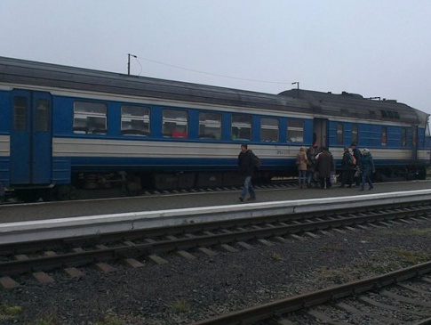 Волиняни просять залізничників відремонтувати потяг Ковель-Львів