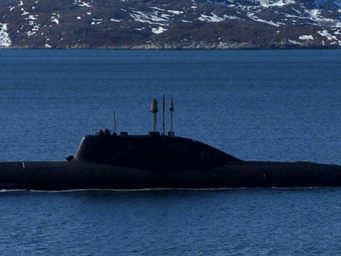 Біля надважливої військової бази у Шотландії шукають російську субмарину