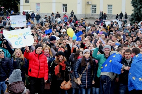 Євромайдан у Луцьку — як це було: відеоспогади від активістів та журналістів