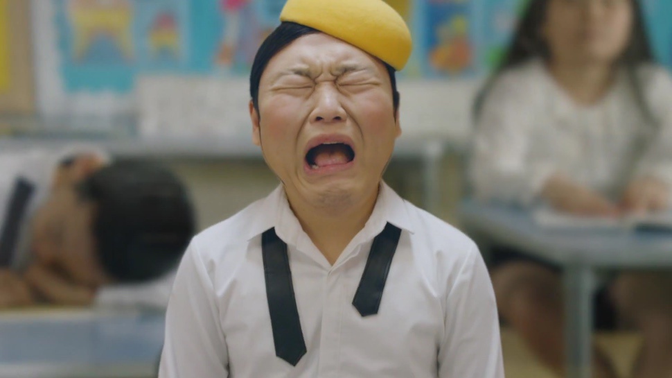Новий кліп південнокорейського співака PSY підірвав Мережу