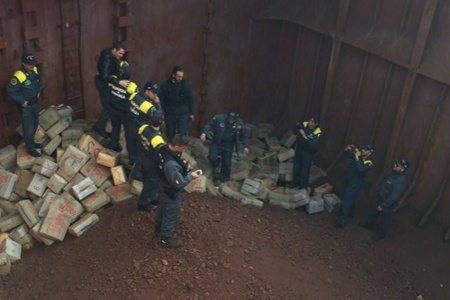 В Італії затримали 10 українців за контрабанду 13 тонн гашишу