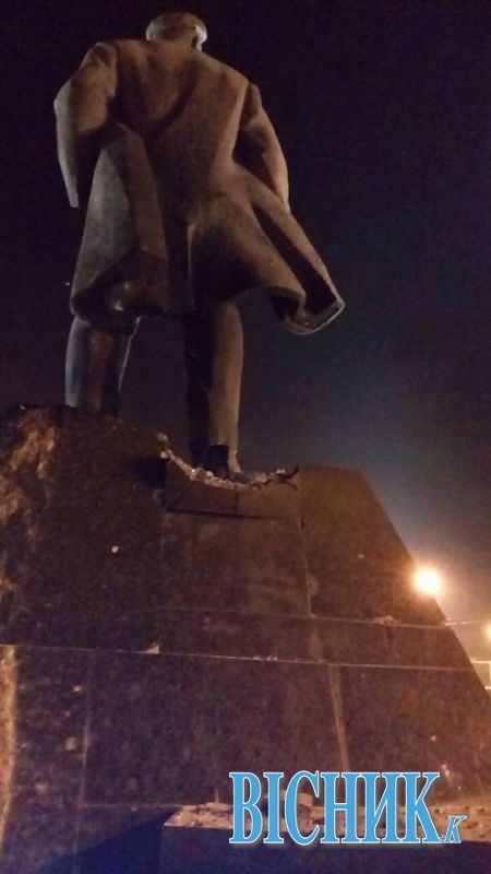 У Донецьку підірвали пам’ятник Леніну