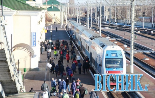 На українських коліях — двоповерхові потяги!