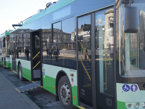 Луцьк планує взяти в кредит майже 5 мільйонів євро на купівлю тролейбусів і розбудову контактної мережі