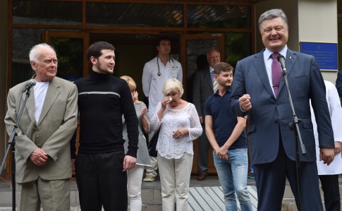 Україна повернула ще двох бранців Кремля — Афанасьєва і Солошенка