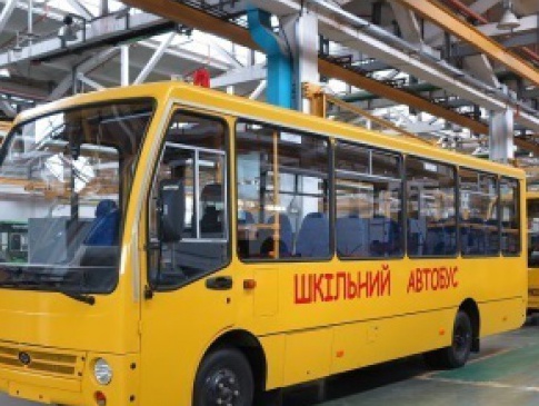 На Луцькому автозаводі запускають виробництво шкільних автобусів за стандартом Євро-5