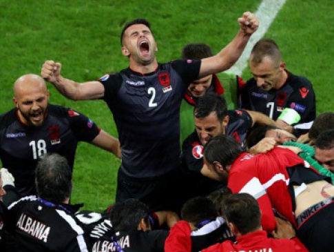 Албанія перемогла Румунію і має шанс вийти в 1/8 Євро-2016