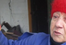 «Нікуди крім України я не хочу» — жителька Мар’їнки після обстрілів бойовиків. ВІДЕО