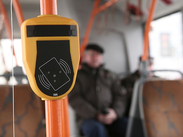 Луцькі тролейбусники закупили 50 електронних систем для обліку пасажирів, які змінять кондукторів