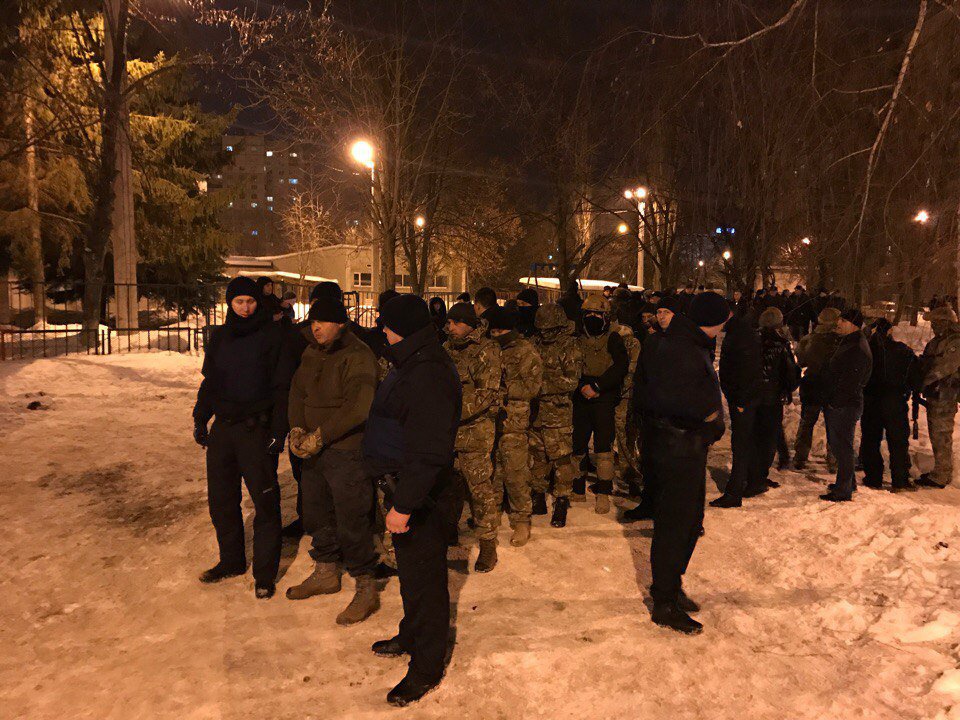 У Харкові через питання блокади стався конфлікт зі стріляниною між азовцями та ветеранами «Донбасу»