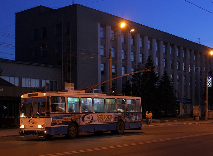 У Великодню ніч вулицями Луцька курсуватиме громадський транспорт