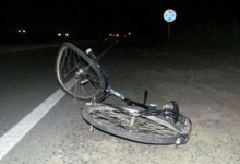 На Волині полька збила велосипедиста і утекла з місця ДТП