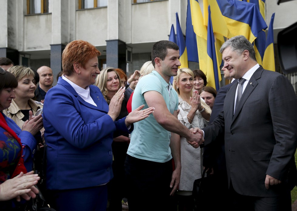 Під час перебування у Луцьку президент зустрівся з лучанином, який претендує на участь в «Іграх нескорених»