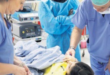 Унікальна операція: в Ізраїлі дівчинці відрізали голову й… успішно пришили!