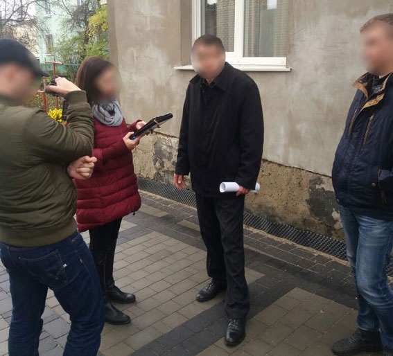 У Луцьку екс-депутата облради та міськради від «Свободи» затримали на хабарі