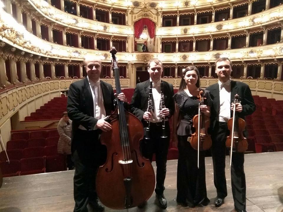 Четверо лучан гастролюють Італією у складі симфонічного оркестру