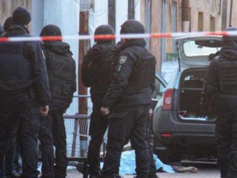 В Одесі під час перестрілки поранили трьох поліцейських