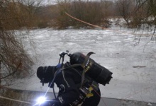 На Волині чергова трагедія на воді  - знову провалився під лід і зник підліток