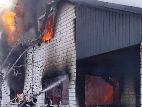 На Житомирщині палав будинок з дітьми