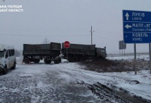 Вчора через негоду на Волині вантажівка заблокувала перехрестя двох трас