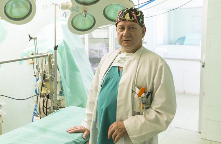 У Львові п’ять днів оперуватиме відомий дитячий хірург з Польщі