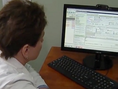 На Рівненщині лікарів забезпечать комп’ютерами