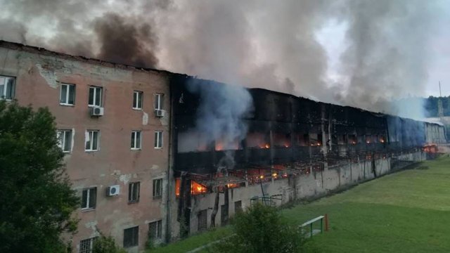 Масштабна пожежа у Львові. Горів СКА