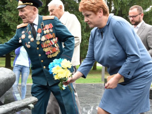 У Луцьку вшанували пам’ять жертв Другої світової війни