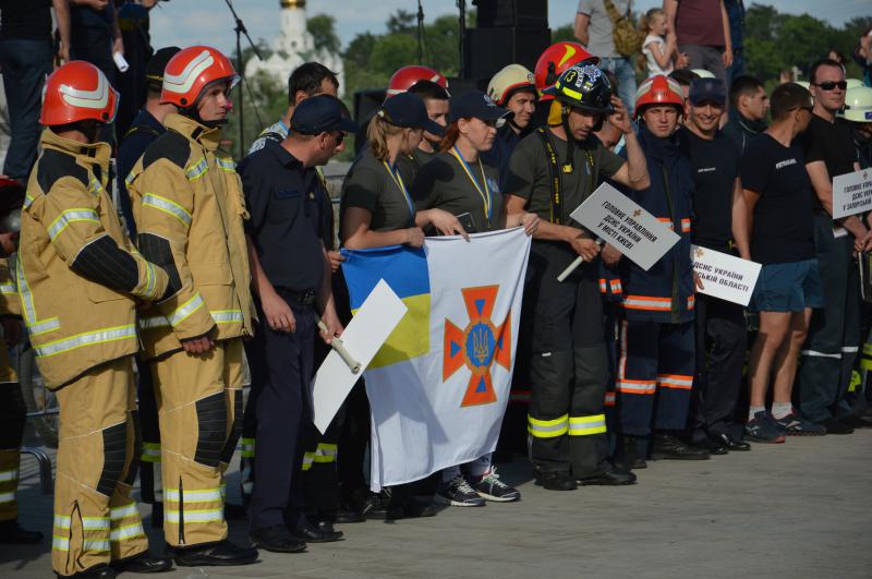 Рівненські рятувальники - найсильніші в Україні