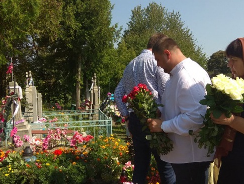 У рідному селі Миколи Романюка вшанували його  пам'ять