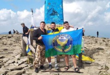 АТОвець з протезом з Рівненщини підкорив найвищу вершину України