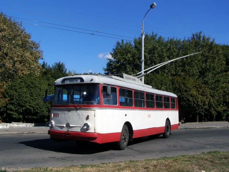 Луцьком їздять 30-річні тролейбуси