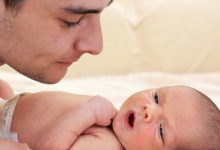 Українські чоловіки матимуть  оплачувану відпустку з народженням дитини. Законопроект