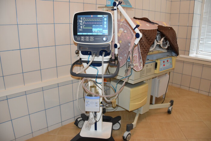 Апарат, придбаний для Луцького клінічного пологового будинку, допомагатиме немовлятам дихати