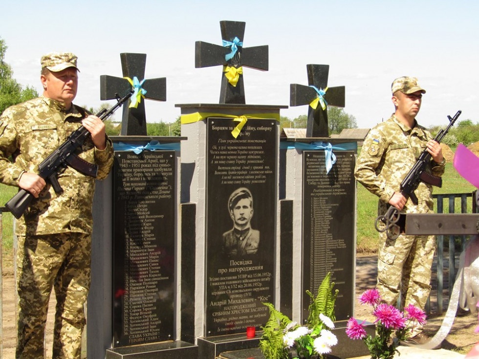 На Волині  урочисто відкрили пам’ятник воїнам УПА